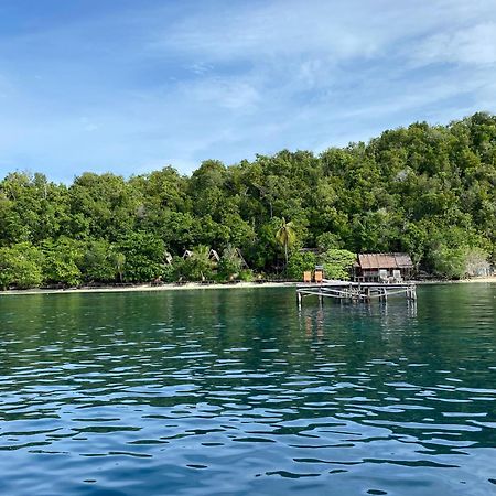 Warahnus Dive Homestay Kri Экстерьер фото