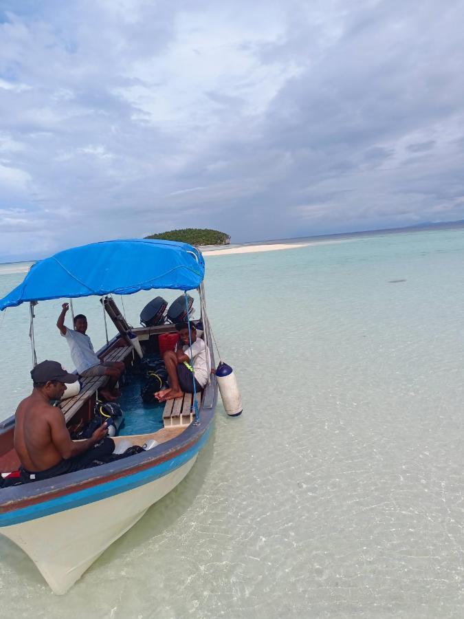 Warahnus Dive Homestay Kri Экстерьер фото